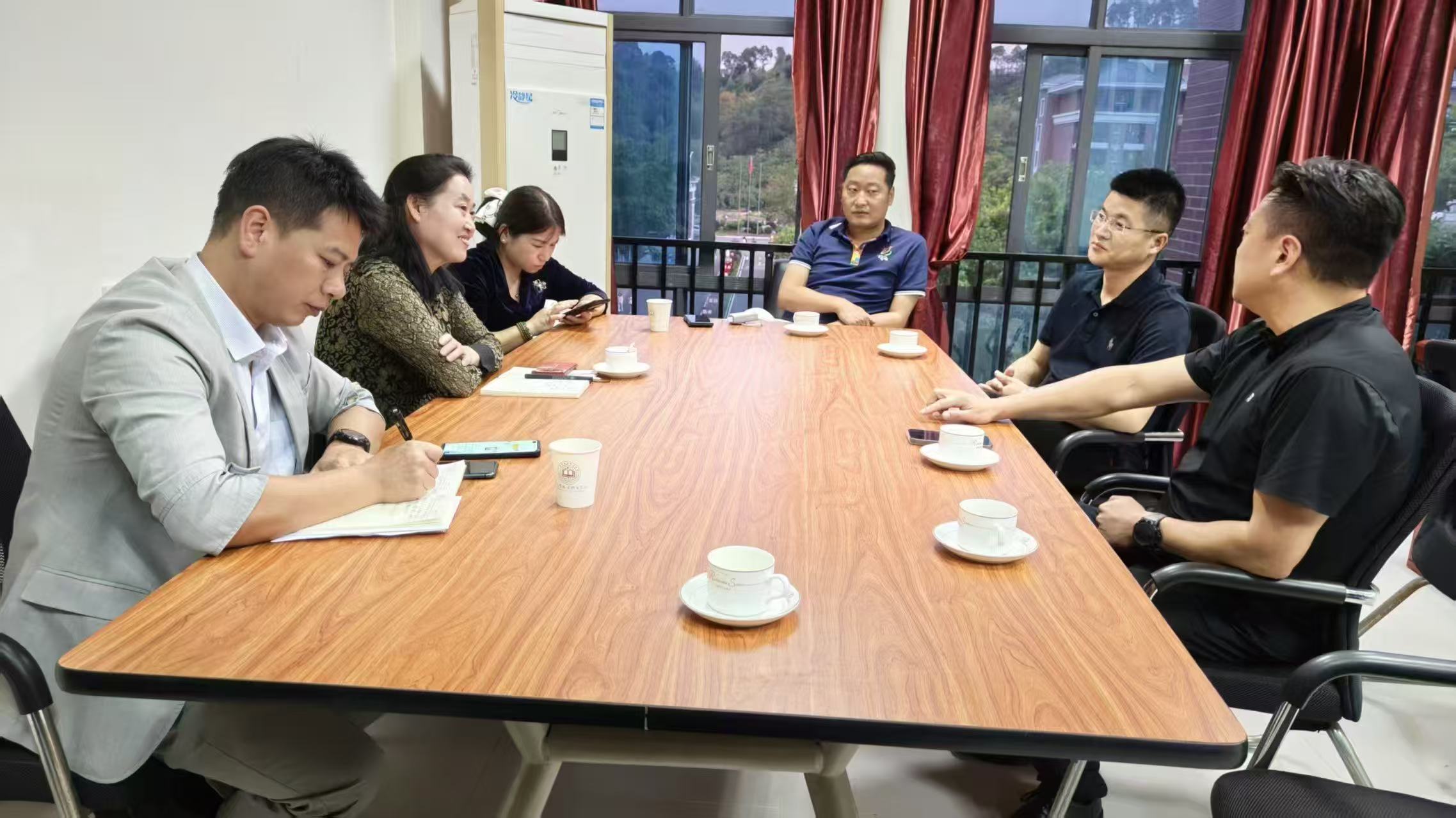 b23ee4d828d3ead8d9df7501a97b1053